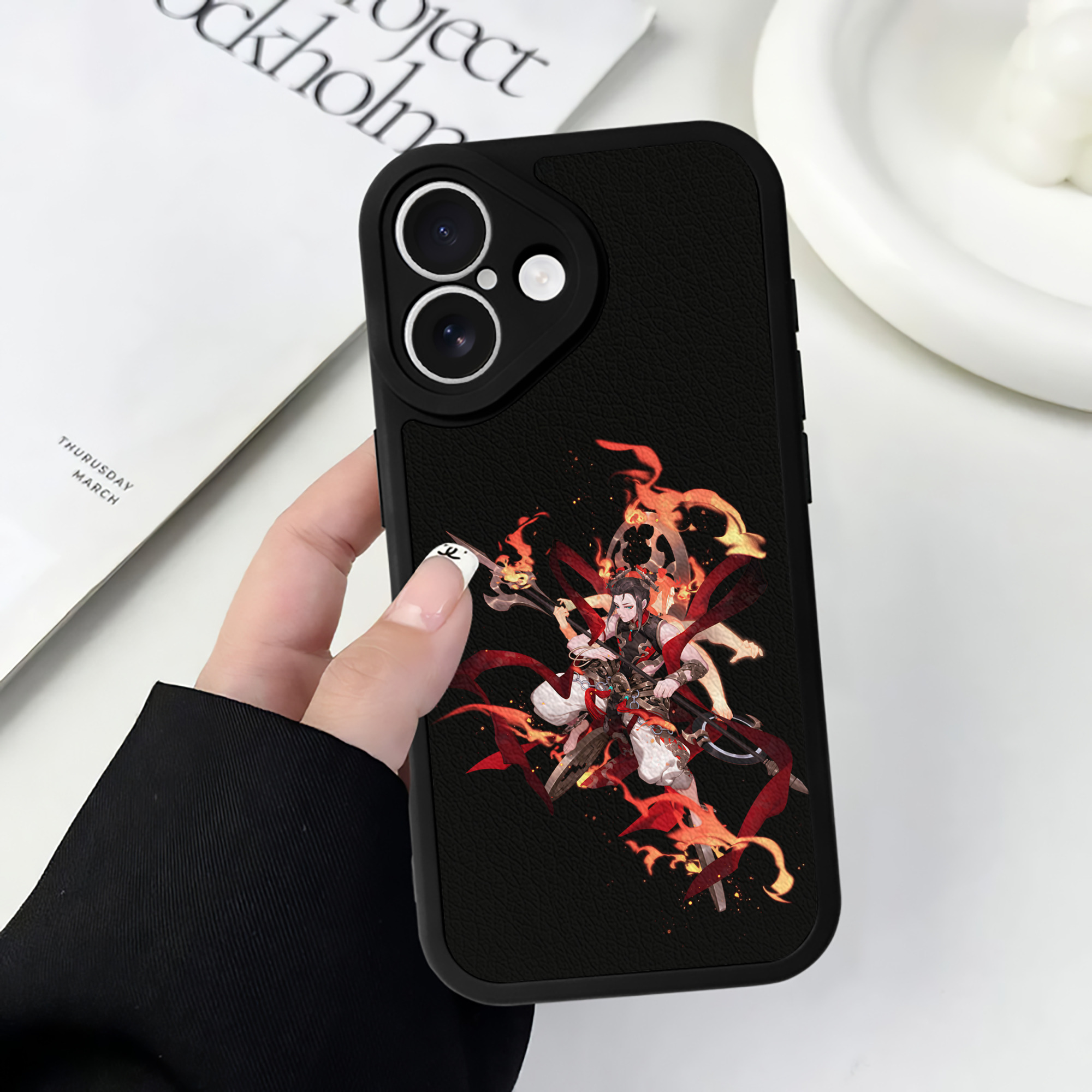（画像用） Ne Zha 2 ナタ 魔童の大暴れ 【iPhone 16シリーズ対応】シリコンスマホケース（レザー調） 材質：シリコン